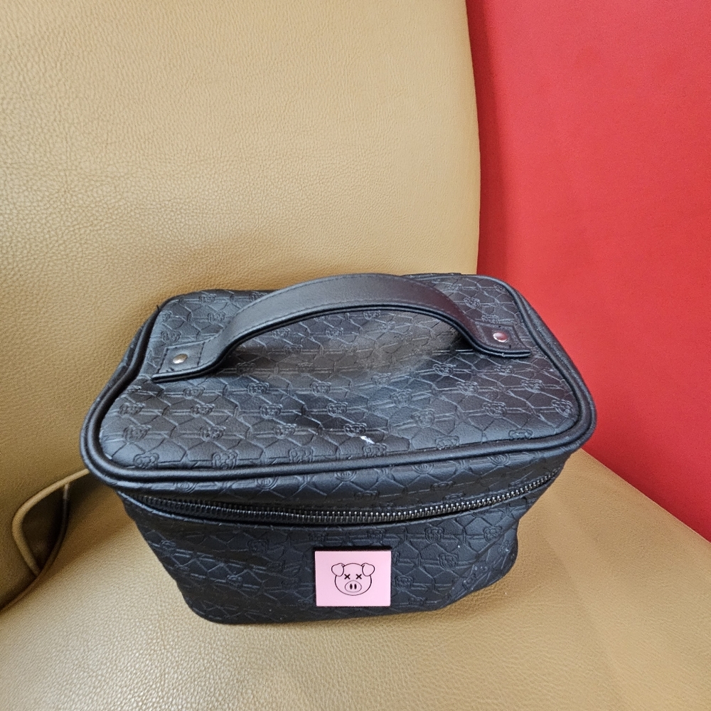 Limited Edition Jeffree star travel makeup bag